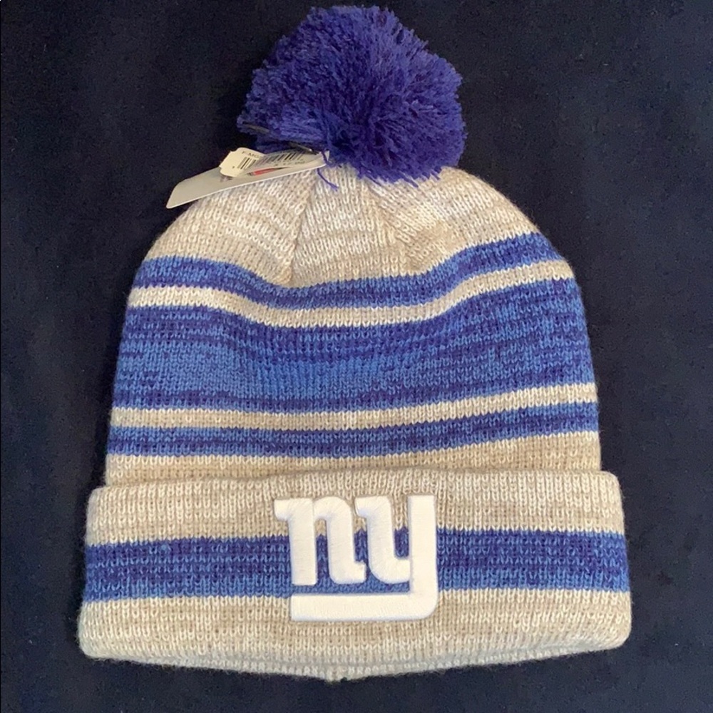 NFL Giants Logo Winter Hat